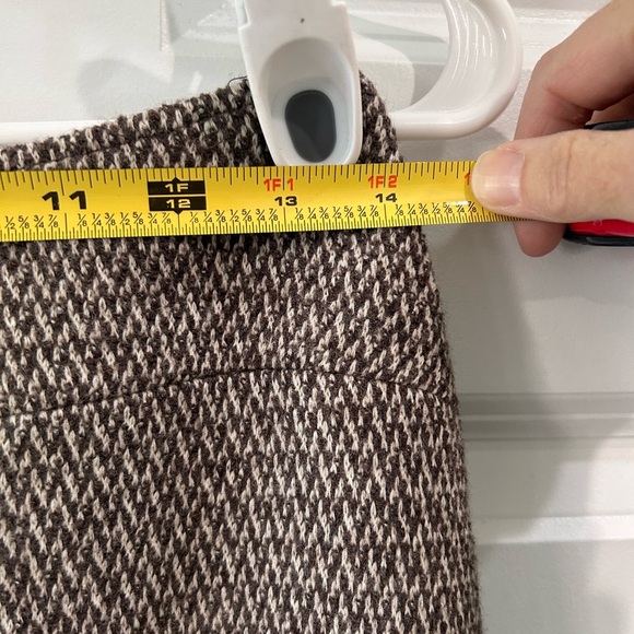 Lafayette 148 100% Wool Tulip Pleat Pencil Skirt Size 4 Old Money Career Preppy - Picture 6 of 9